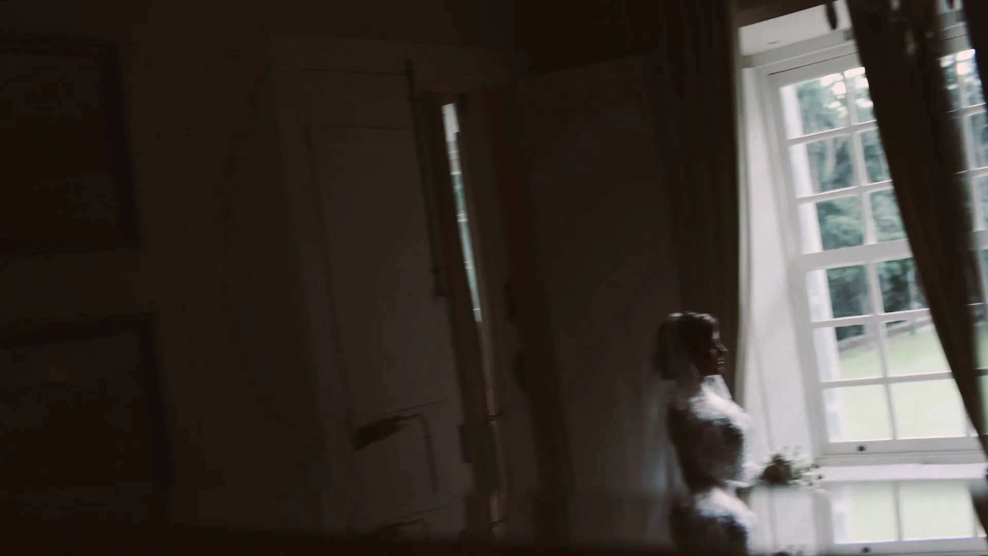 625550897.mp4.00_03_41_23.Still008