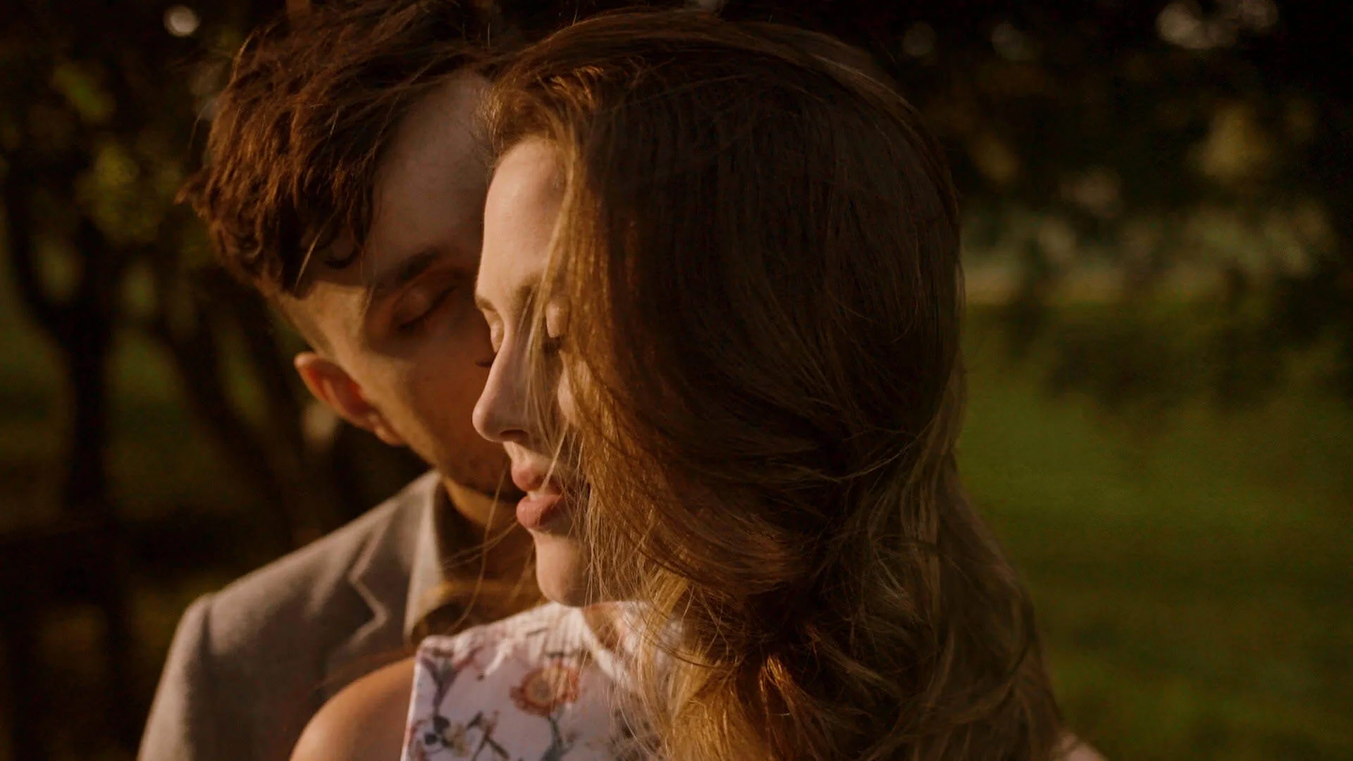 trailer felipe e fernanda.00_00_20_14.Still002